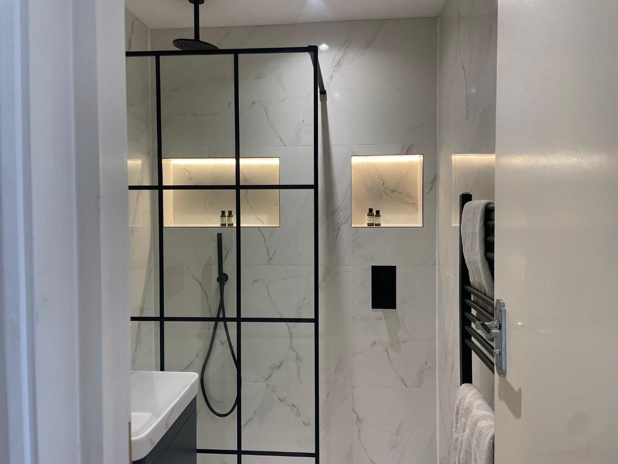 Fabulous In The Heart Of Kensington Apartament *